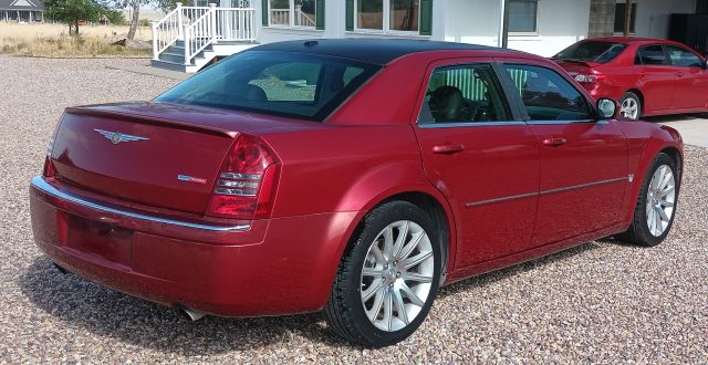 2007 CHRYSLER 300C SRT (21).jpg
